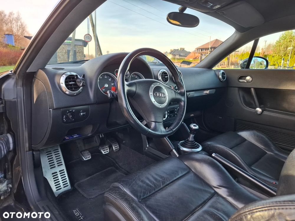 Audi TT Coupé 1.8T - 10