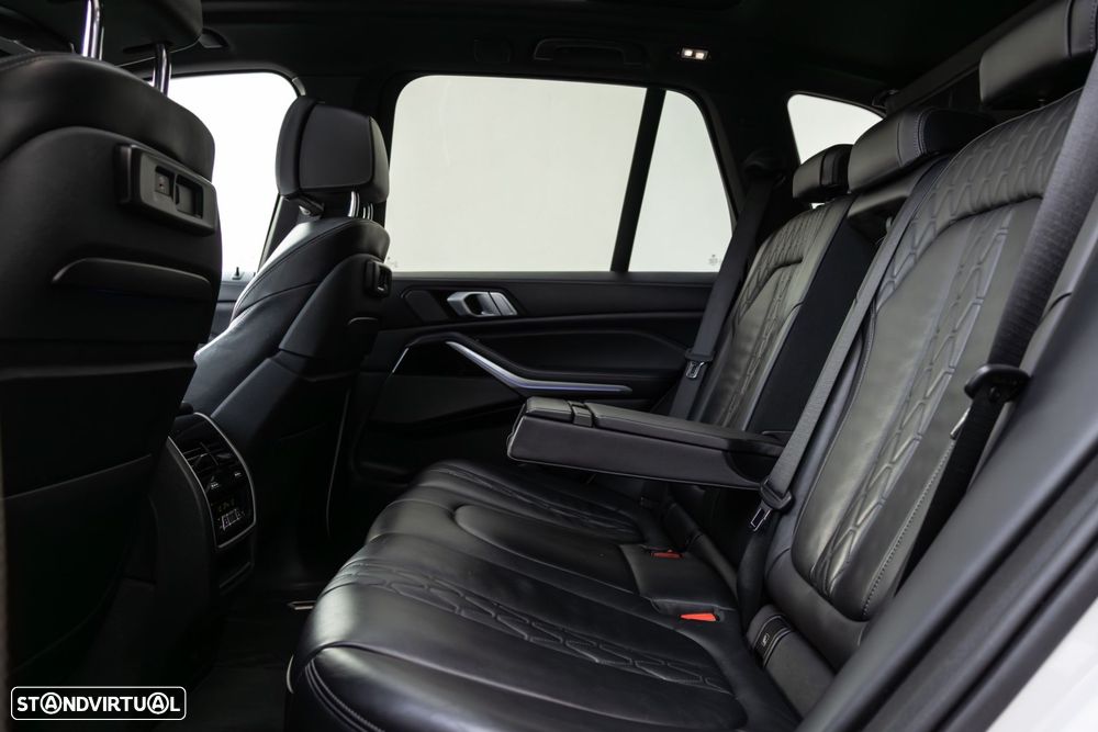 BMW X5 30 d xDrive Pack M - 38