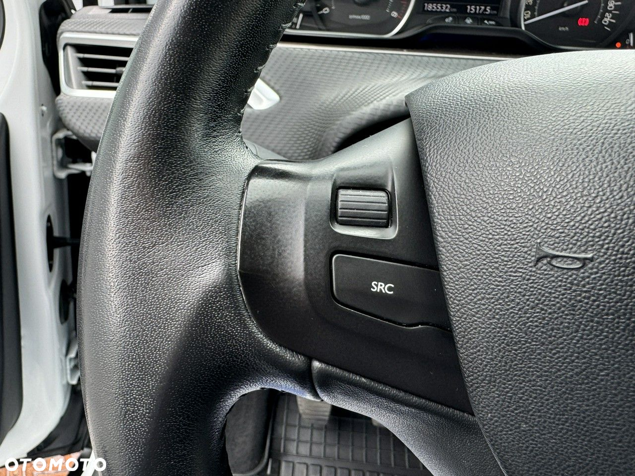 Peugeot 2008 - 22