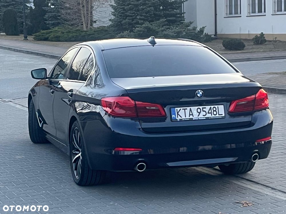 BMW Seria 5 520d xDrive Luxury Line - 17