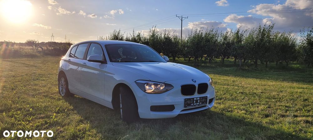 BMW Seria 1 114i - 3
