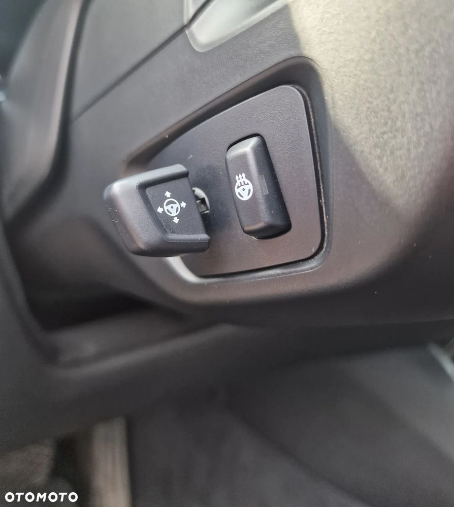 BMW Seria 7 740Li - 10