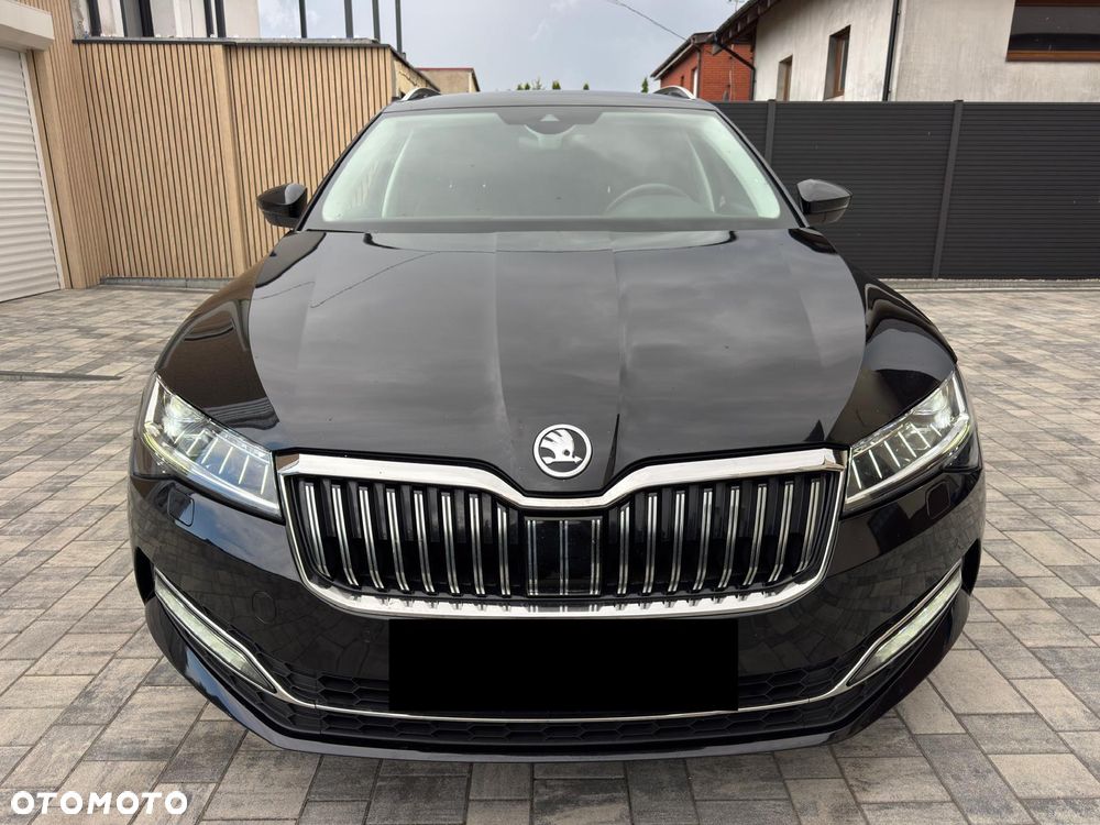 Skoda Superb 2.0 TDI SCR Style DSG - 2