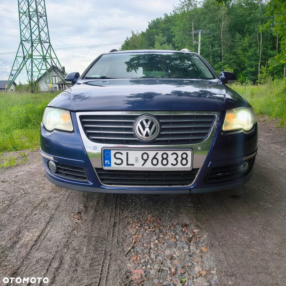 Volkswagen Passat 2.0 TDI Highline - 16