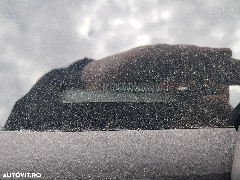 Renault MASTER 2.3D 146CP CABINA DE DORMIT SI PRELATA - 29