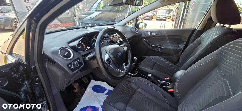 Ford Fiesta 1.0 EcoBoost Platinium X - 32