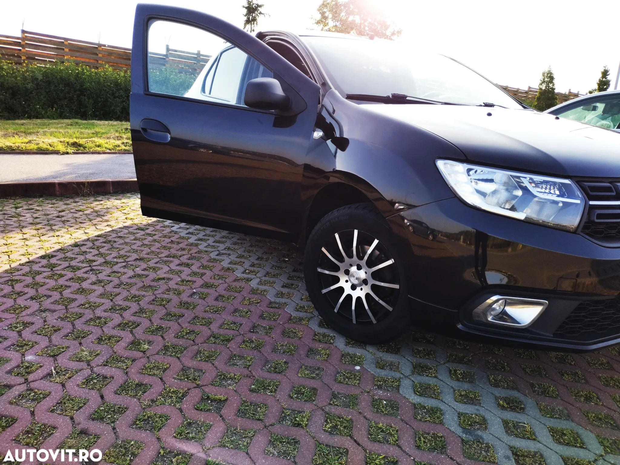 Dacia Logan 0.9 TCe GPL SL PLUS - 9
