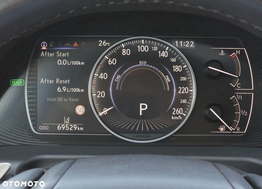 Lexus ES 300h Business Edition - 9