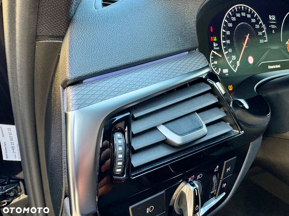 BMW Seria 5 520d xDrive - 14