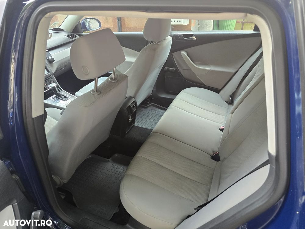 Volkswagen Passat 2.0 TDI Comfortline DPF DSG - 5