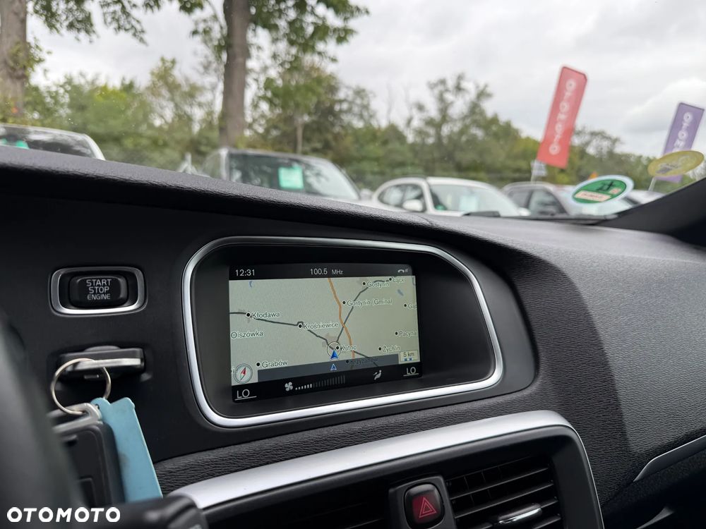 Volvo V40 D4 RDesign - 29