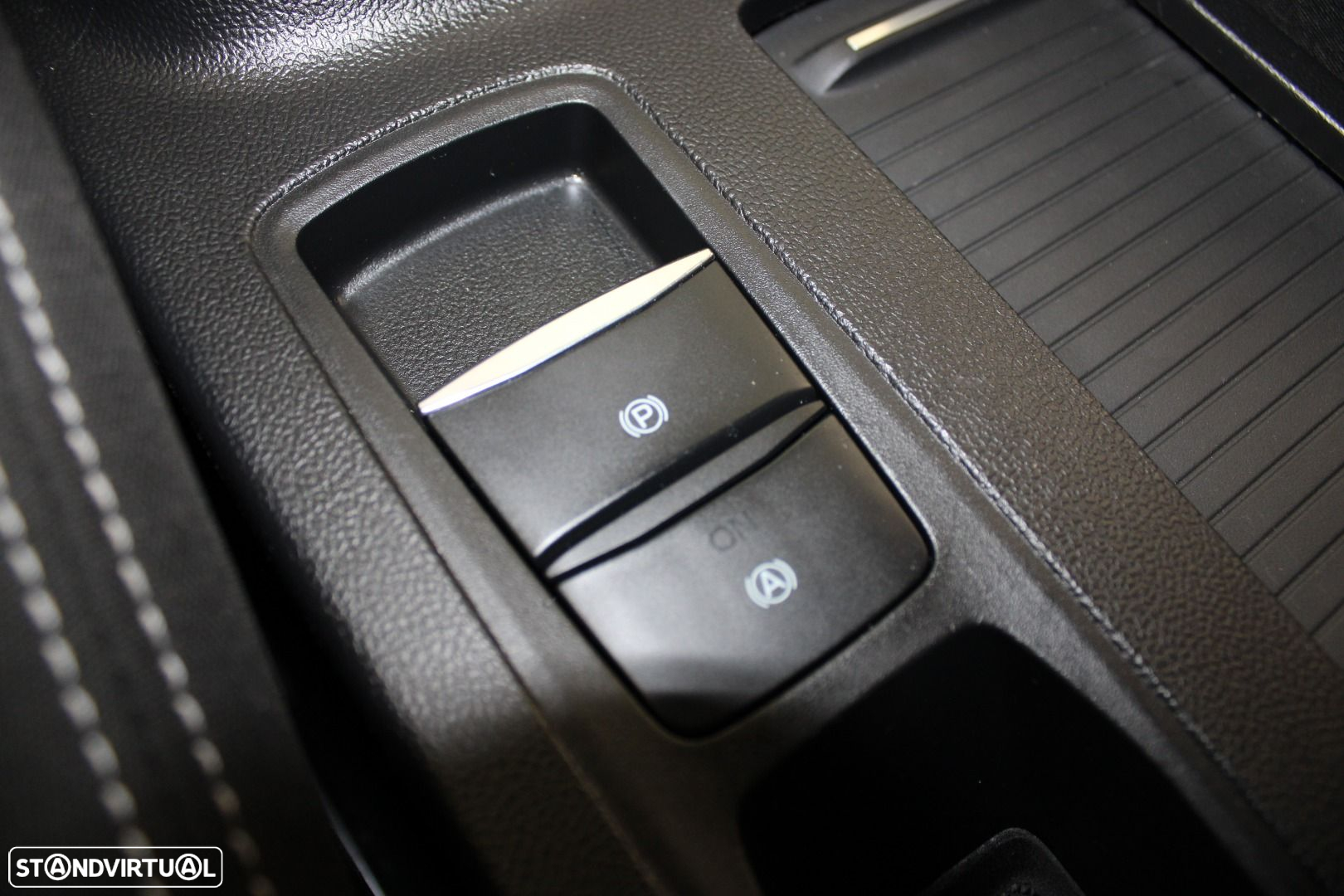 Ford Focus SW 1.5 TDCi EcoBlue Titanium - 24