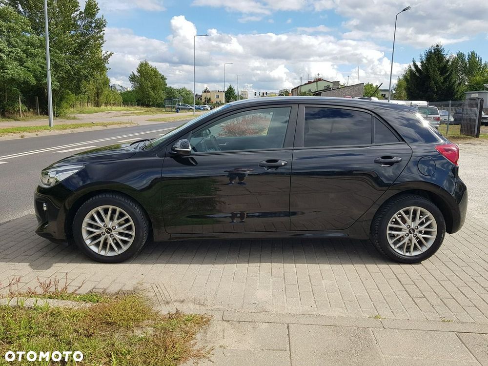 Kia Rio 1.2 Dream Team Edition - 8