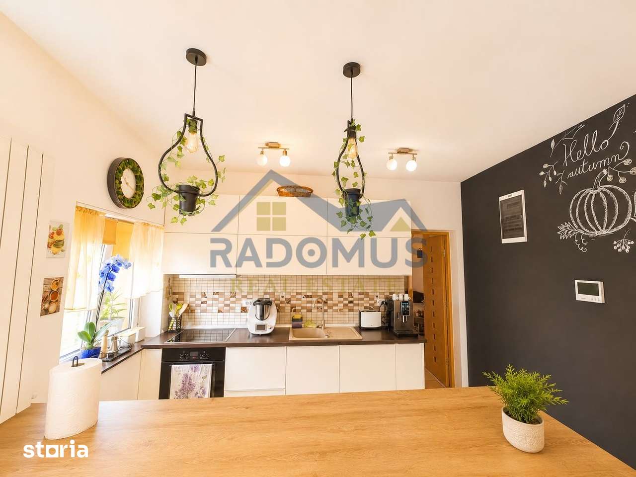 Proprietate Premium | 2 Case | Piscină | Teren 2.000 mp | Mobilată - Imagine principală: 5/20