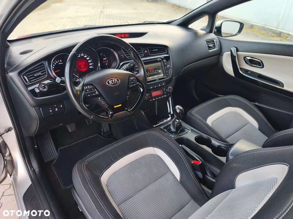 Kia Proceed 2013 photo 4
