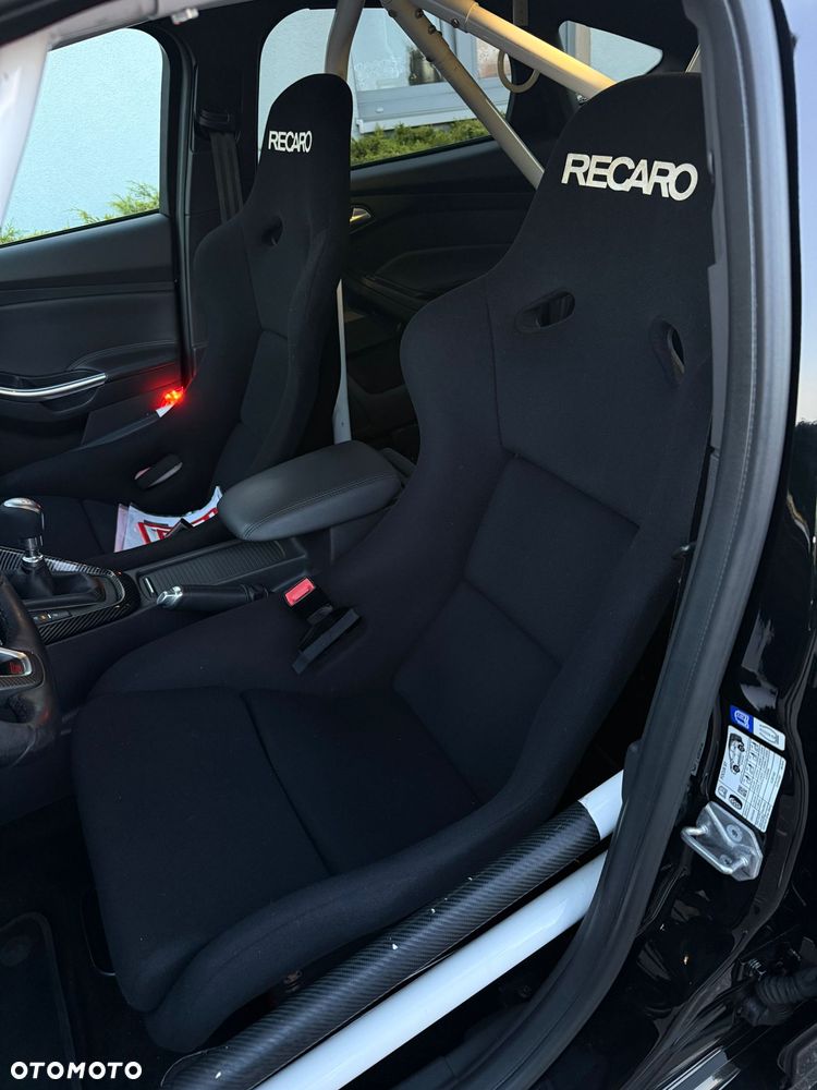 Ford Focus 2.0 EcoBoost ST - 26