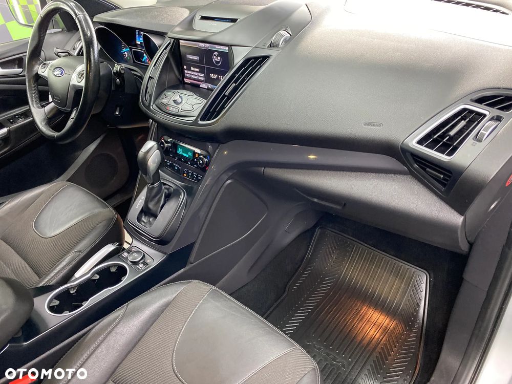 Ford Kuga 1.5 EcoBoost 4x4 Titanium - 13