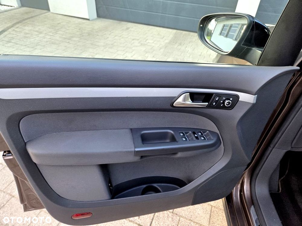 Volkswagen Touran 1.6 TDI DPF MATCH - 31