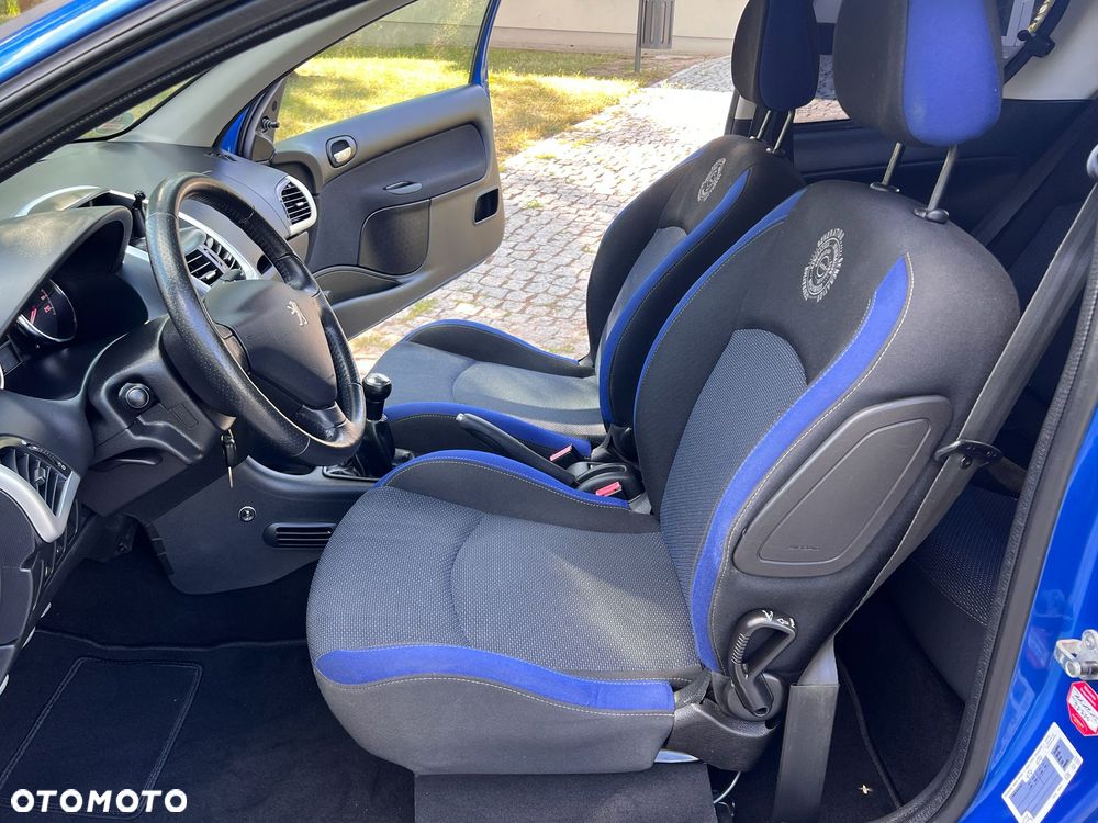 Peugeot 206 plus 75 - 12