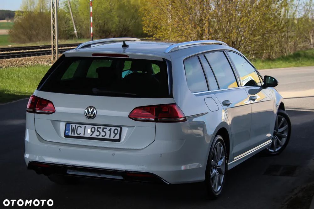 Volkswagen Golf 2.0 TDI Sound - 16