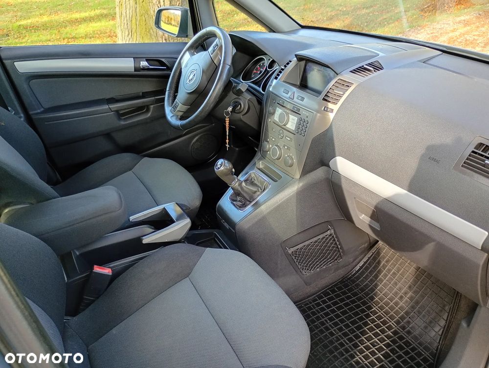 Opel Zafira - 6