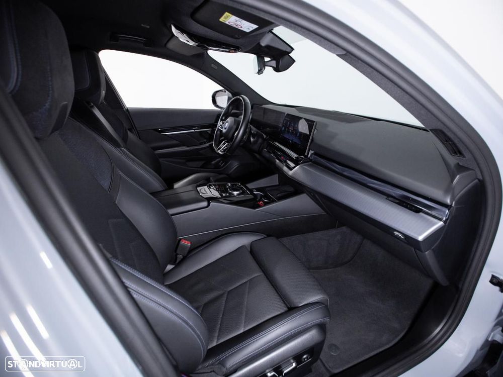 BMW 530 e Pack Desportivo M - 10
