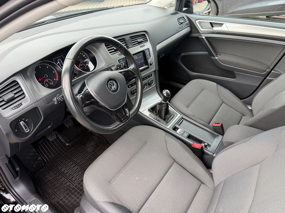 Volkswagen Golf 2.0 BlueTDI Comfortline - 11