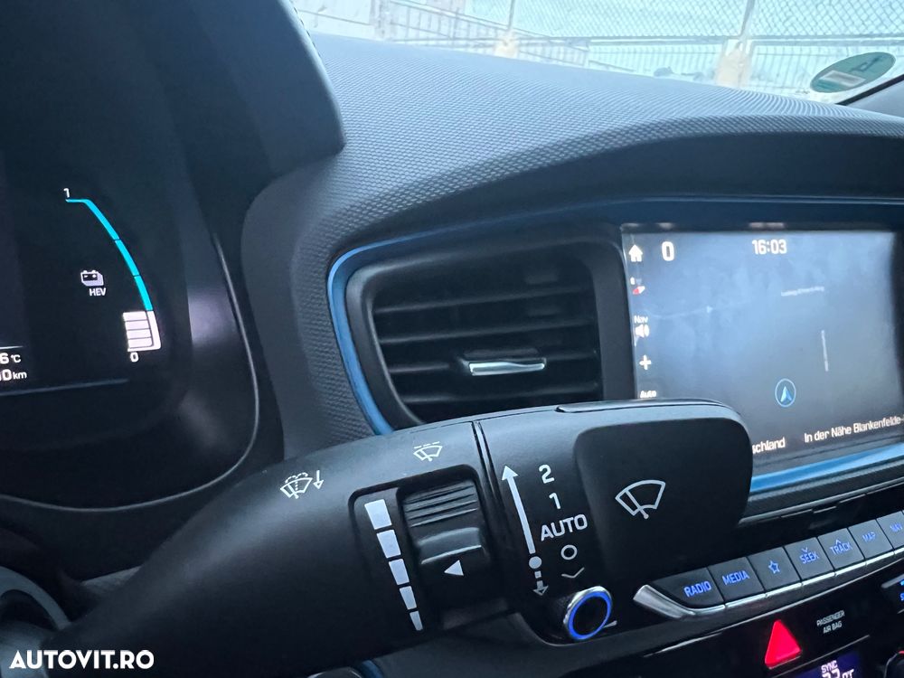 Hyundai IONIQ 1.6 GDI Premium - 17