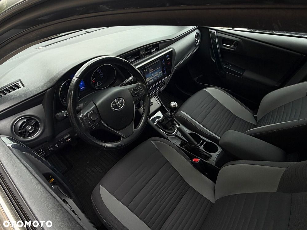 Toyota Auris 1.33 VVT-i Premium - 26