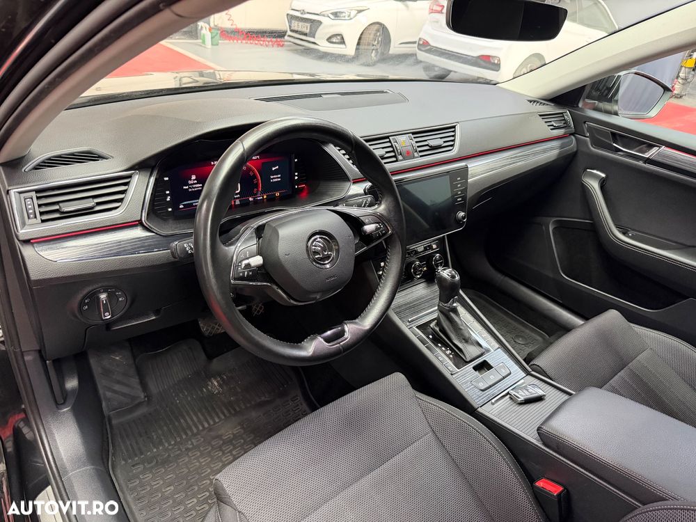 Skoda Superb 2.0 TDI DSG Ambition - 12