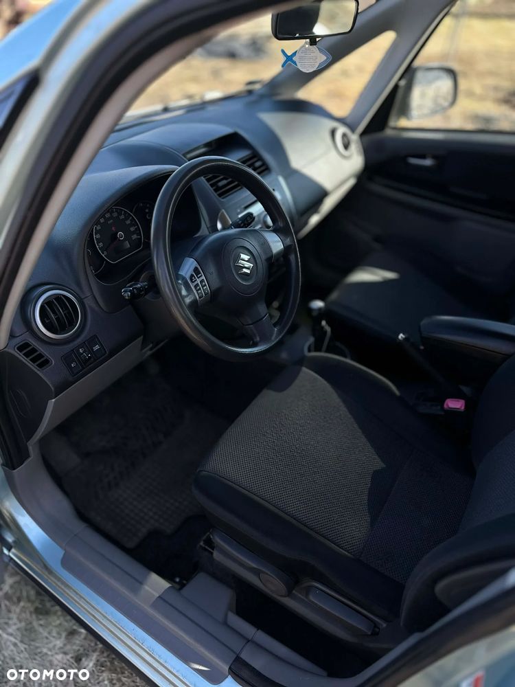 Suzuki SX4 1.6 GLX / Comfort - 15