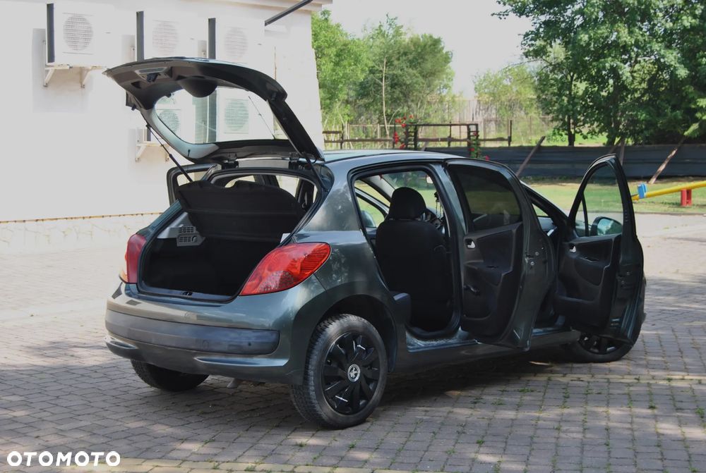 Peugeot 207 95 VTi Tendance - 19