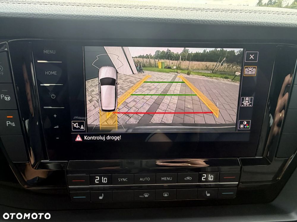 Volkswagen Touareg 3.0 V6 TDI SCR 4Mot - 11