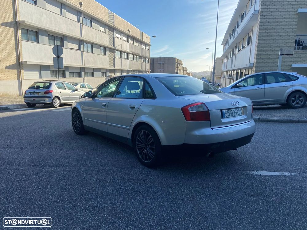Audi A4 1.9 TDI m5 Sport - 4