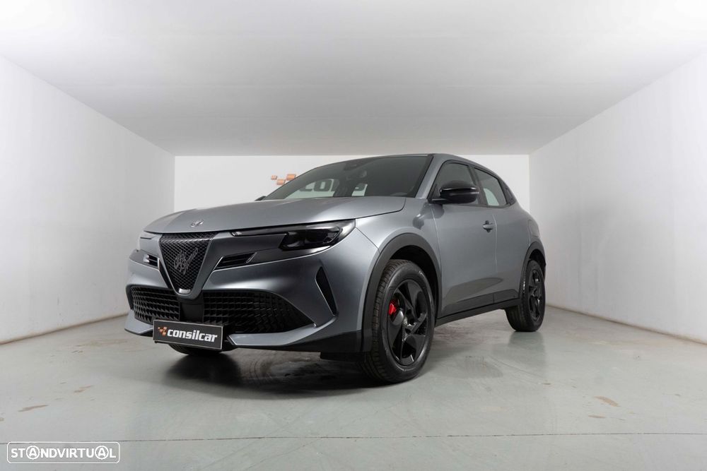 Alfa Romeo Junior 1.2 Intensa eDCT6 - 9