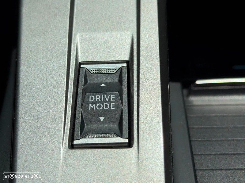 Peugeot 308 1.6 Hybrid GT e-EAT8 - 19