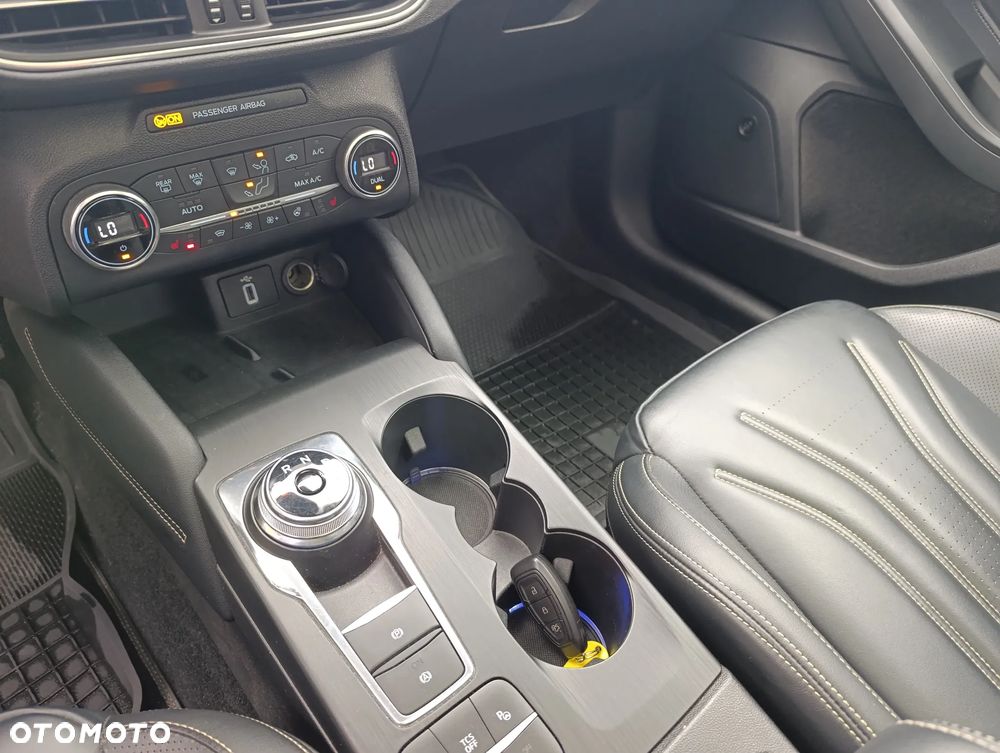 Ford Focus 2.0 EcoBlue Vignale - 22