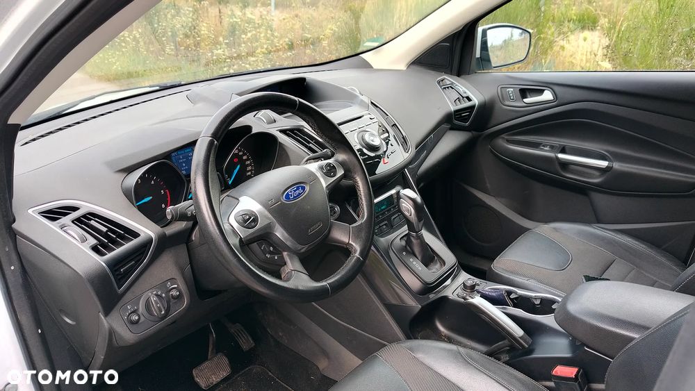 Ford Kuga 2.0 TDCi 4x4 Titanium - 9