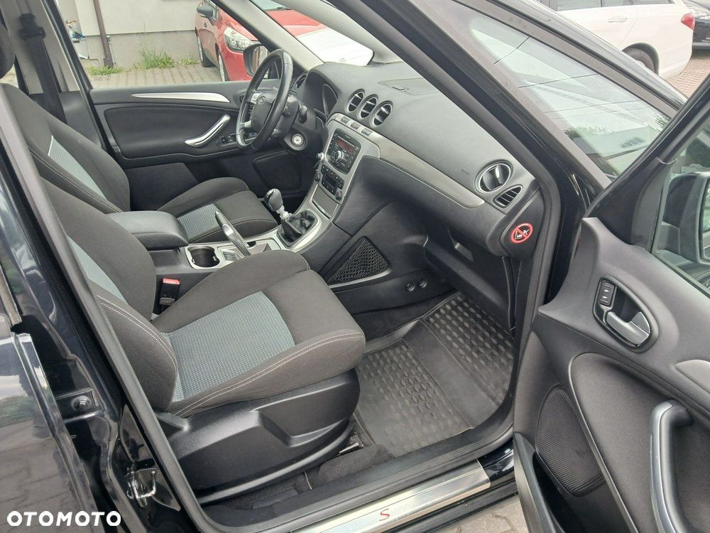 Ford S-Max 2.0 TDCi Ambiente - 11