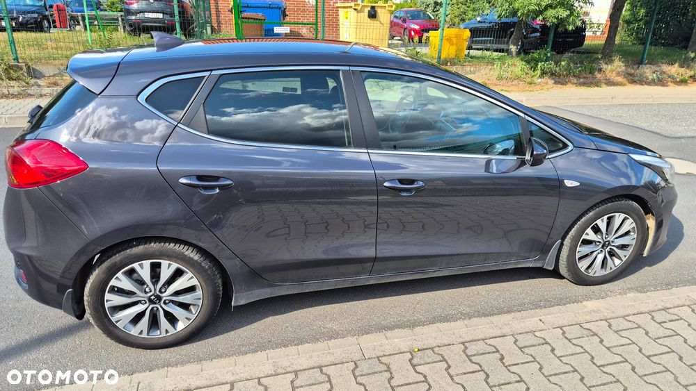 Kia Ceed 1.4 L - 16