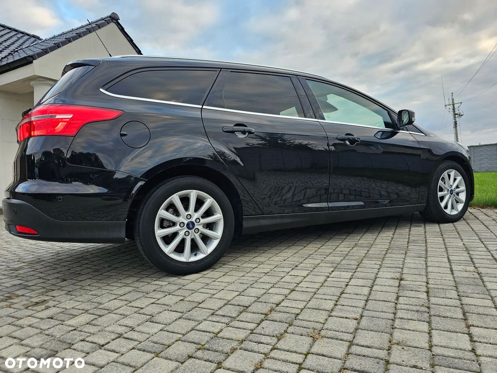 Ford Focus Turnier 1.0 EcoBoost Start-Stopp-System TITANIUM X - 34