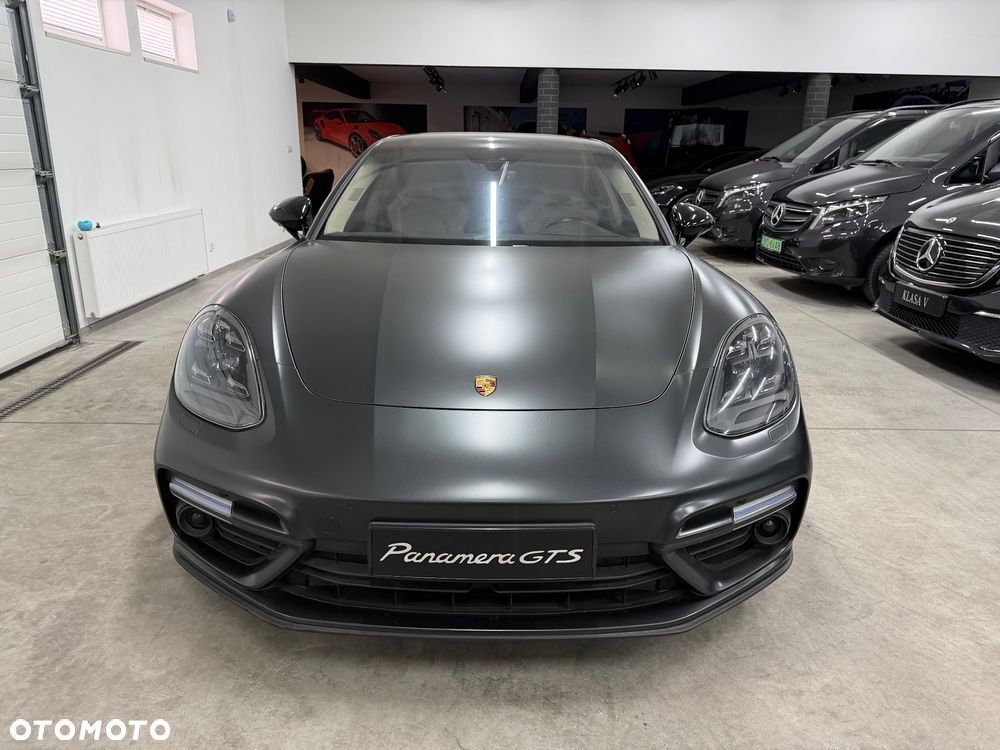 Porsche Panamera Turbo - 3