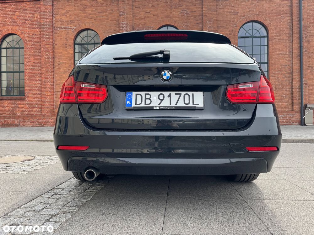 BMW Seria 3 318d - 8