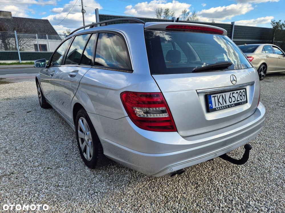 Mercedes-Benz Klasa C 200 CDI BlueEff Classic - 3