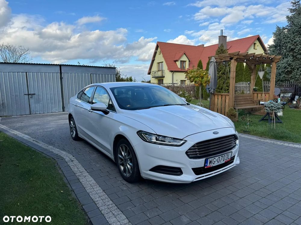Ford Fusion - 2