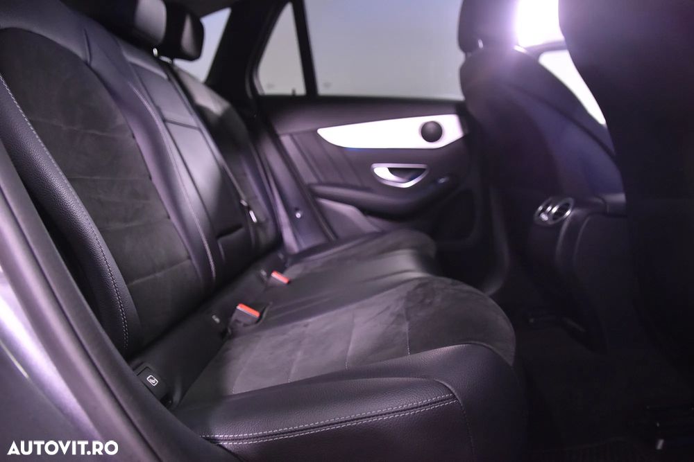 Mercedes-Benz GLC - 13