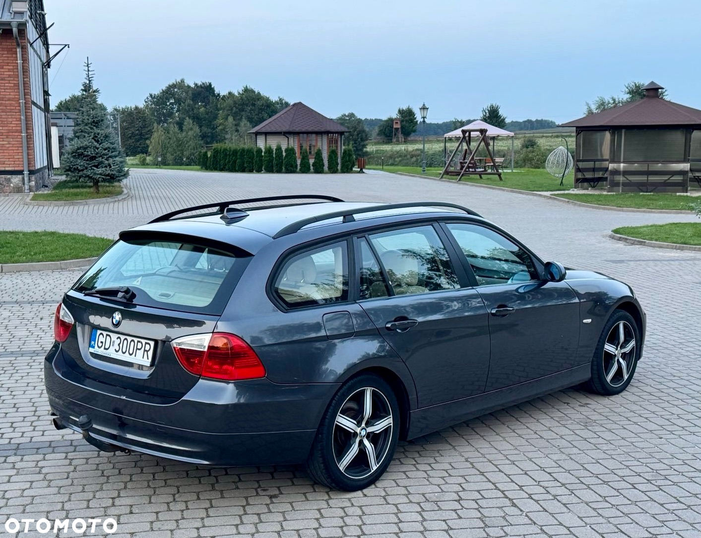 BMW Seria 3 320i - 2