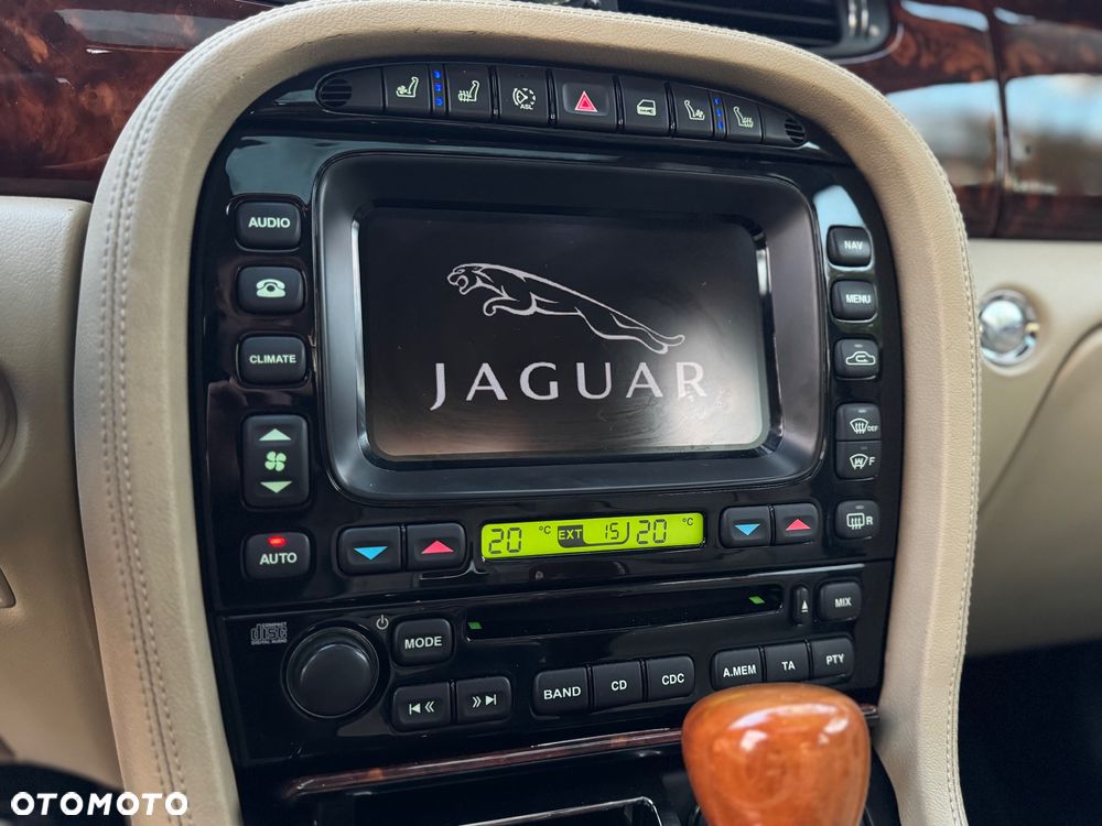 Jaguar XJ XJ6 2.7 Twin Turbo Executive - 28