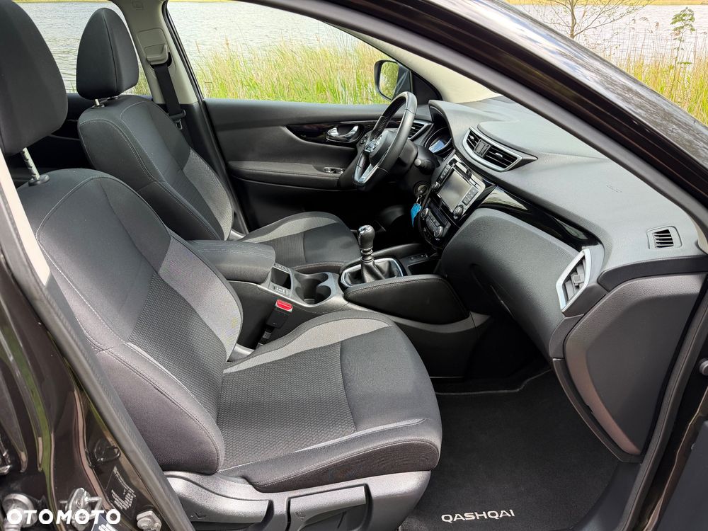 Nissan Qashqai 1.6 DIG-T Tekna - 11