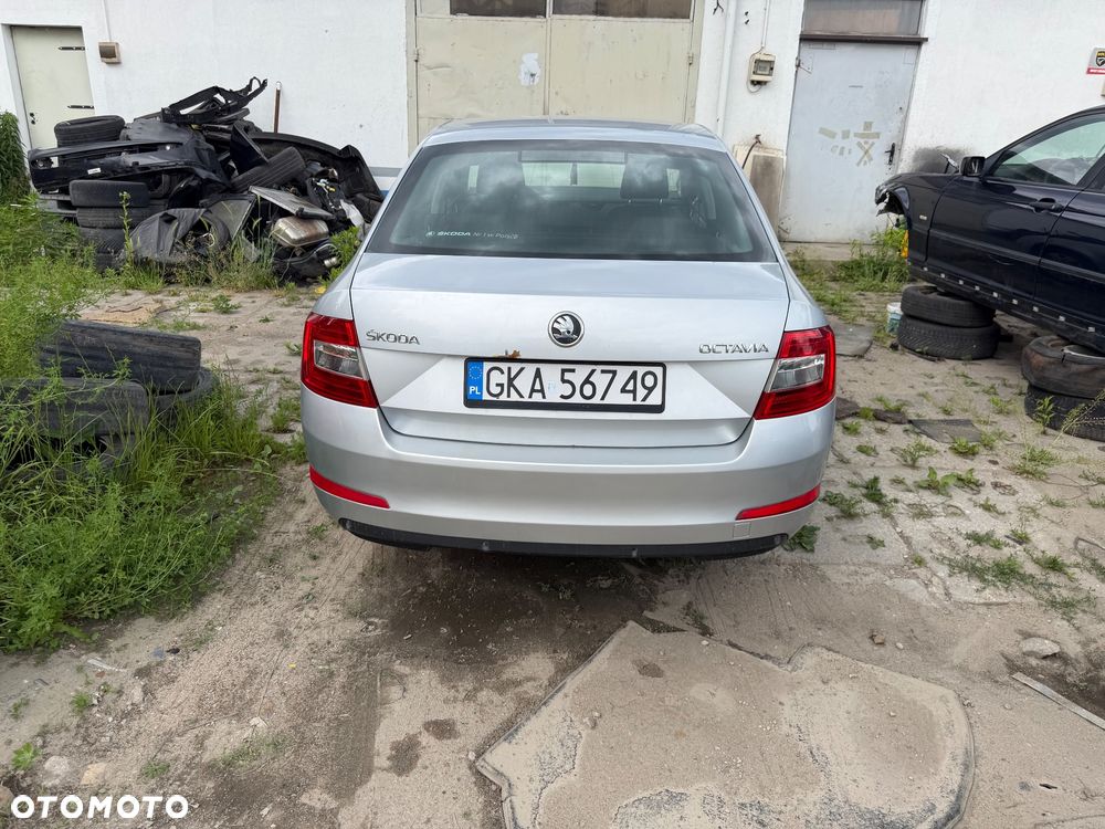 Skoda Octavia 1.6 TDI Fresh - 5